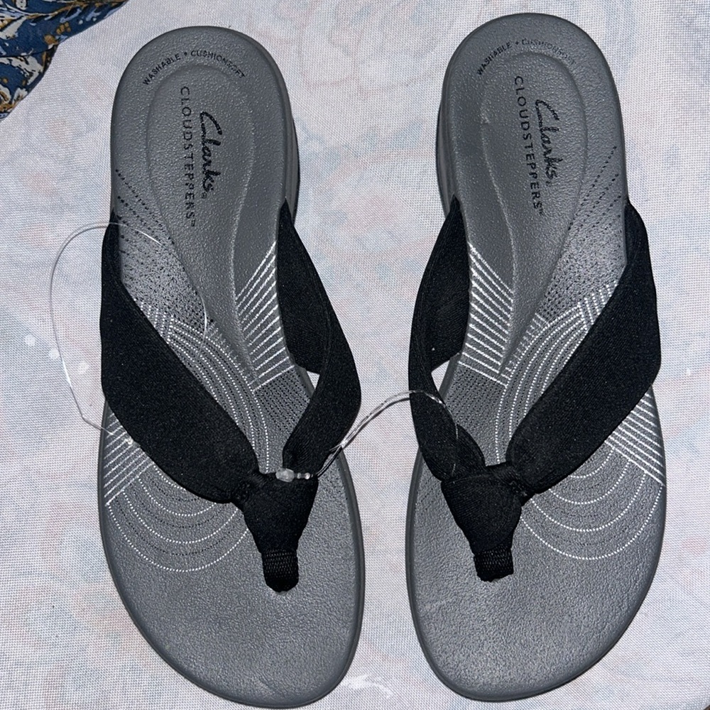Clarks cloudsteppers. - Picture 2 of 6